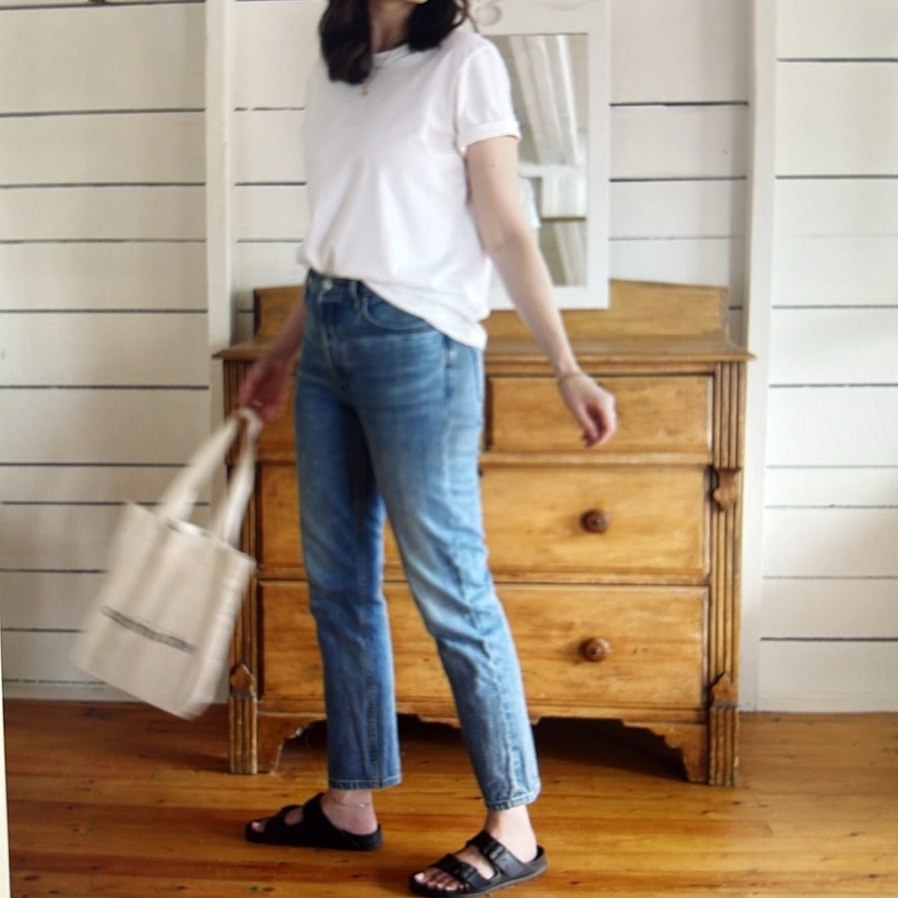 🆕J CREW White Tee - Picture 4 of 13